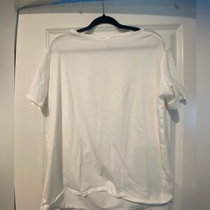 Women’s White Lululemon Short Sleeve Top Size 6